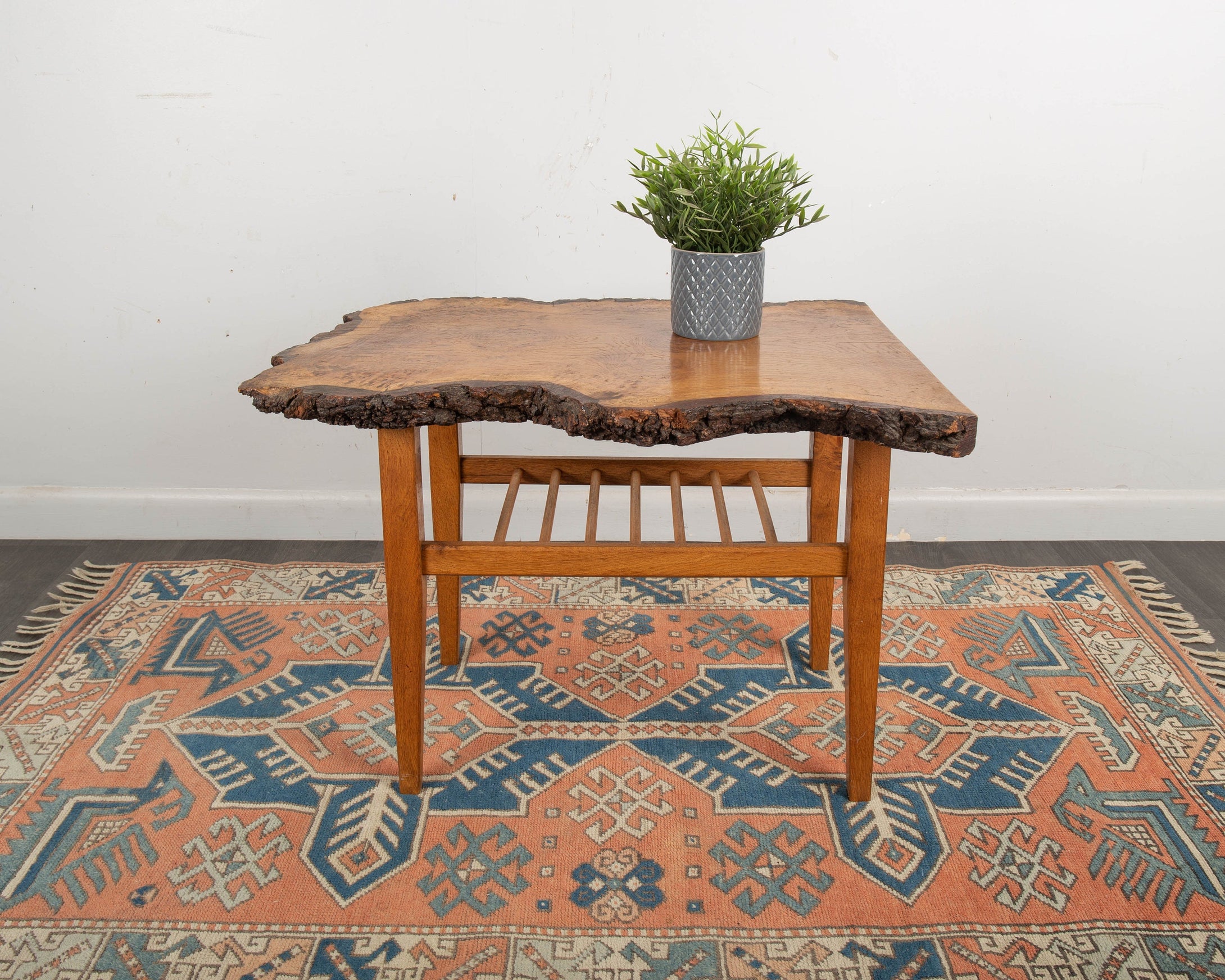 Vintage Solid Wood Coffee Table with Ladder Shelf