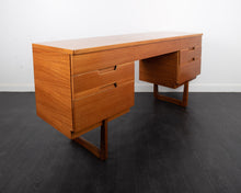 Load image into Gallery viewer, Uniflex Q range Retro Walnut Dressing Table
