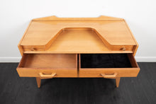 Load image into Gallery viewer, Oak Dressing Table made by G Plan Brandon Range
